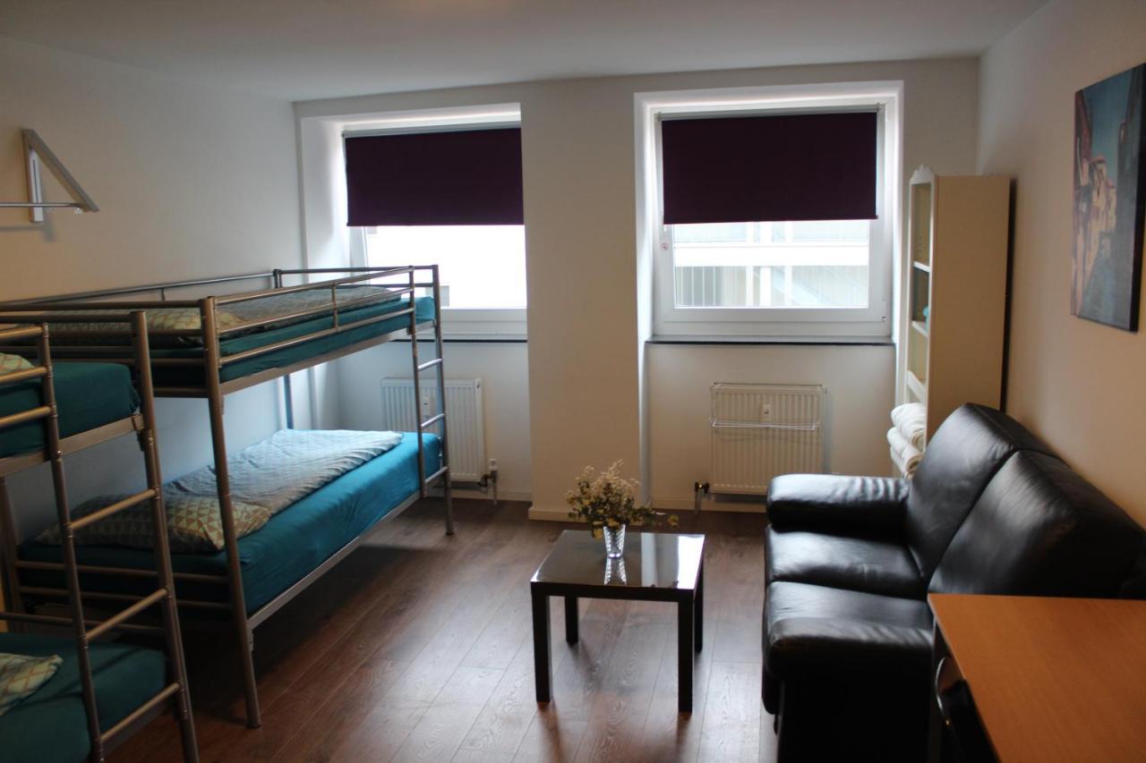Full Flat 3 Bedrooms Saarbrucken Center -11 People Ngoại thất bức ảnh
