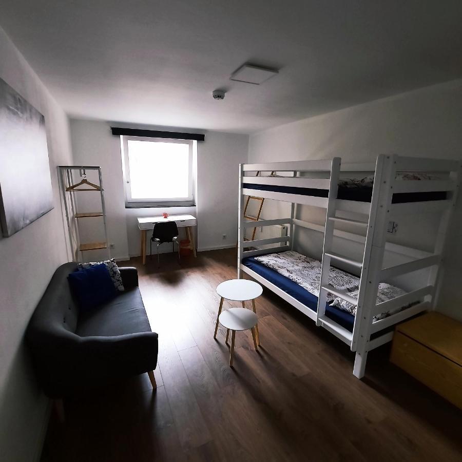 Full Flat 3 Bedrooms Saarbrucken Center -11 People Ngoại thất bức ảnh